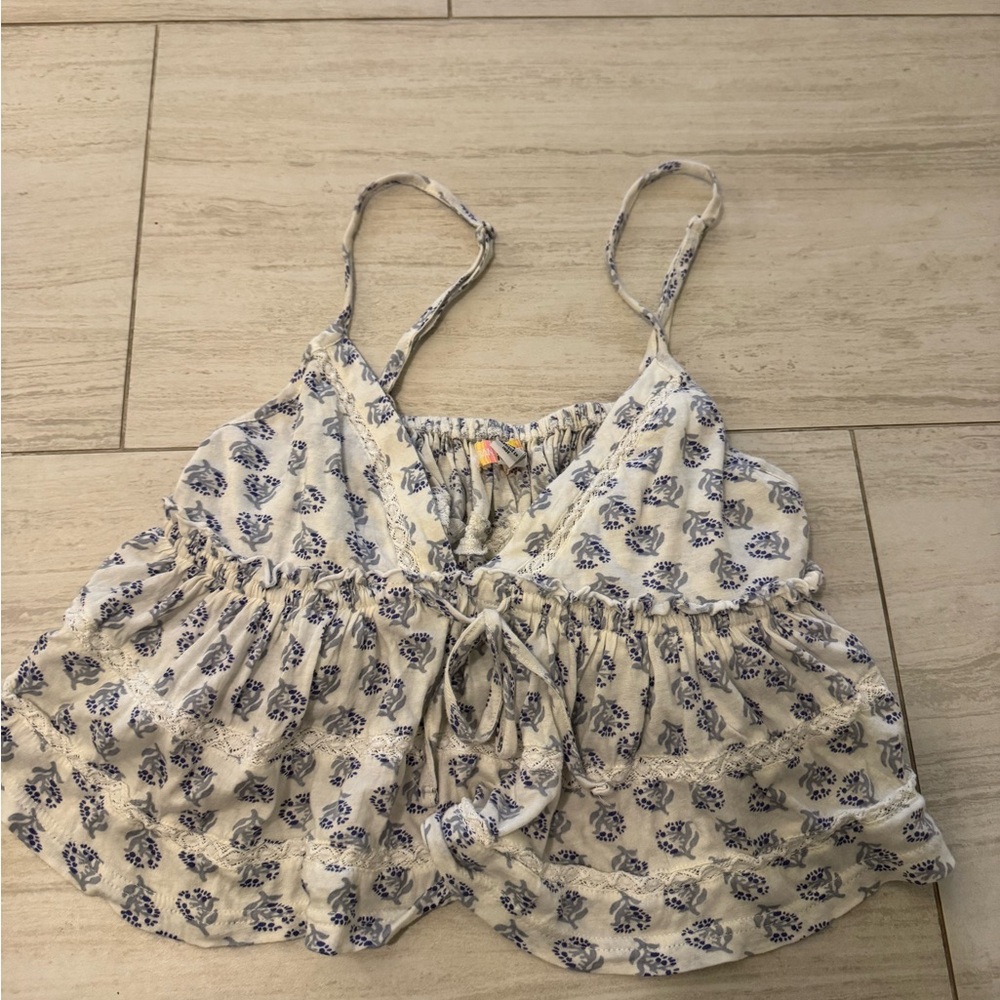 Urban Outfitters White and Blue Patterned Camisole Baby tank